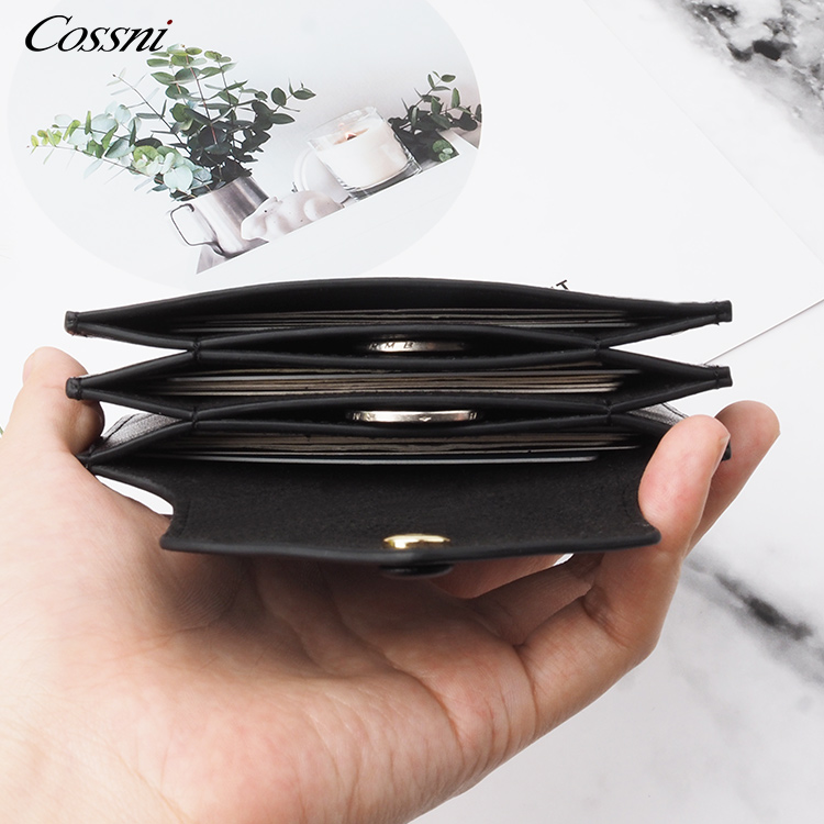 2020熱(rè)銷人(rén)氣男(nán)士真皮卡夾錢(qián)包